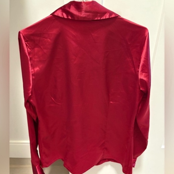 3 Reitmans Blouses - Picture 6 of 8